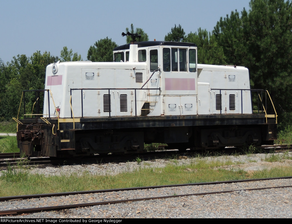 Switcher at the yard of Pickens Railway.